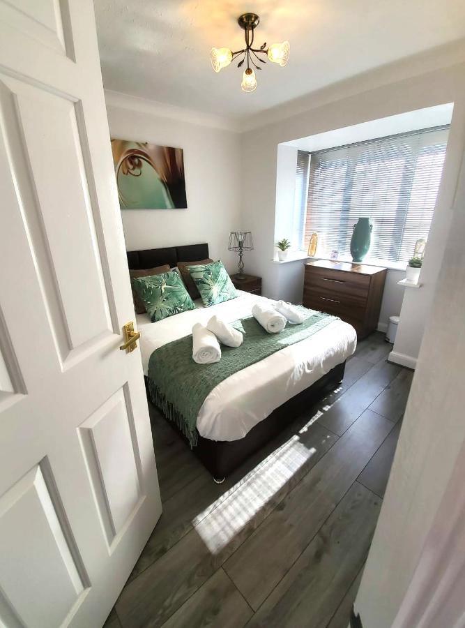 Bicester Serviced Accommodation - Oxfordshire Экстерьер фото