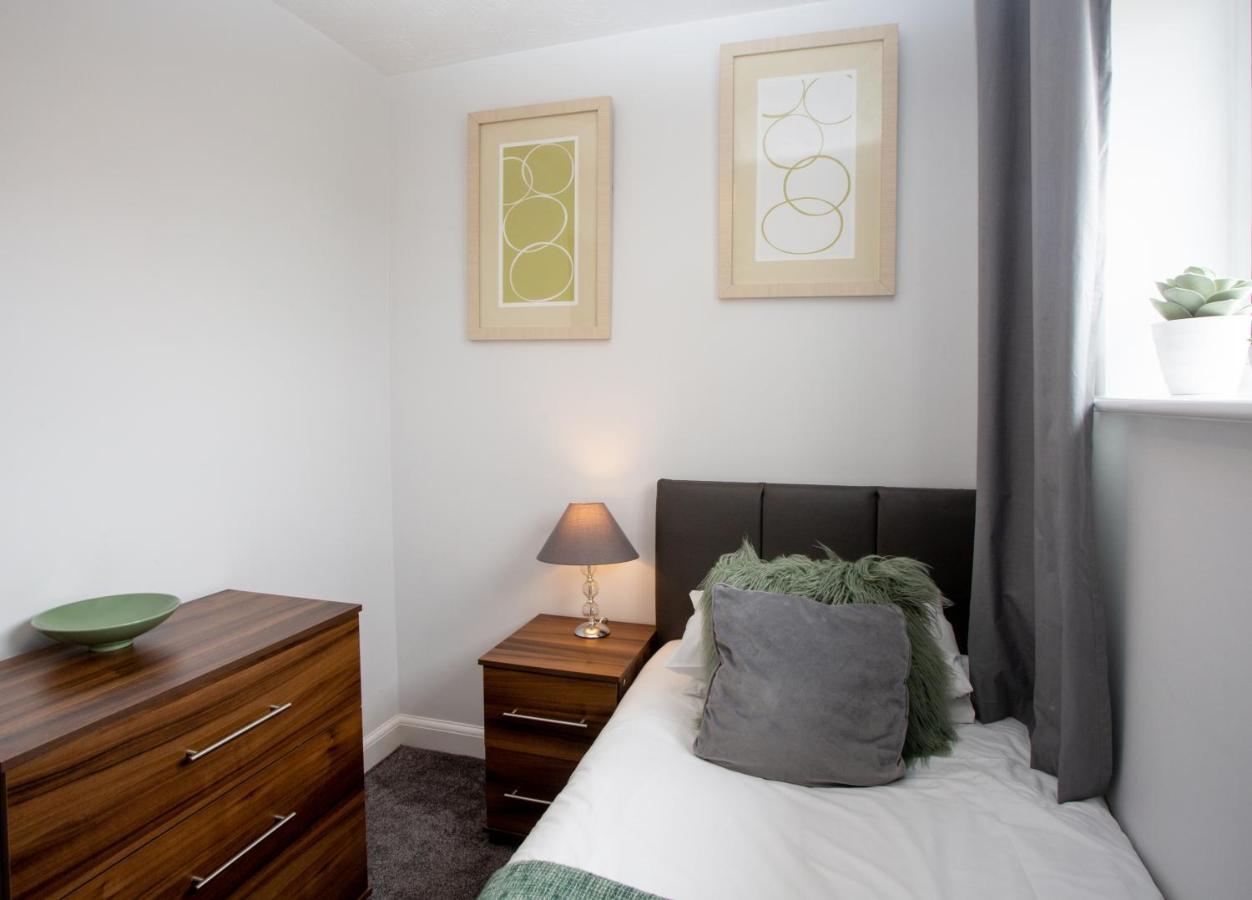 Bicester Serviced Accommodation - Oxfordshire Экстерьер фото